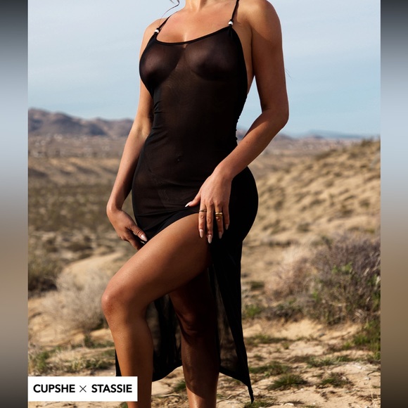 Cupshe Other - Cupshe x Stassie | Paradise Cross Back Coverup Dress